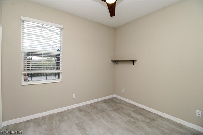 Building Photo - 2380 Fallglo St