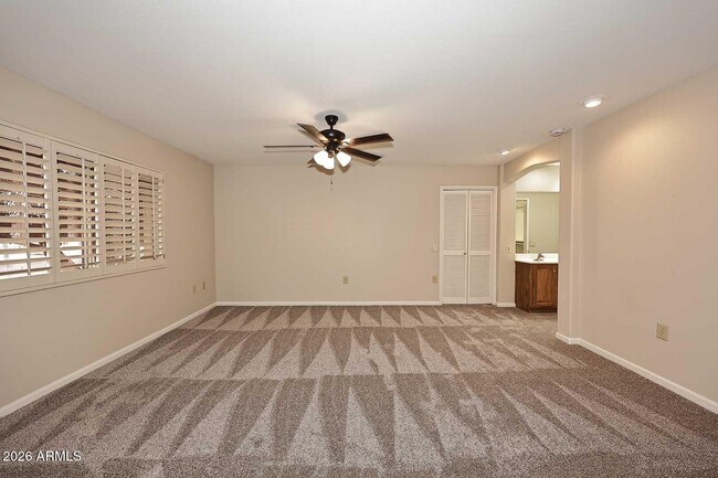 Building Photo - 14211 N Cameo Dr