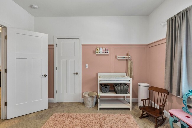 Building Photo - Home for Rent!