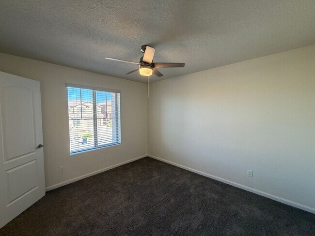 Building Photo - 4 Bedroom + Office Home Available Near Loma Colorado Blvd NE & Broadmoor Blvd NE in Rio Rancho!