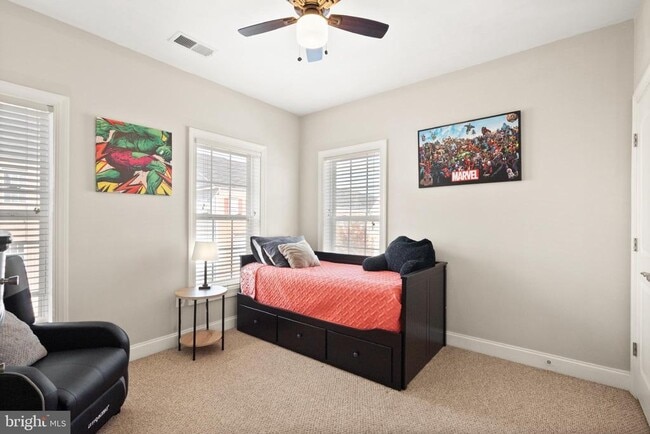 Building Photo - 2238 Margraf Cir