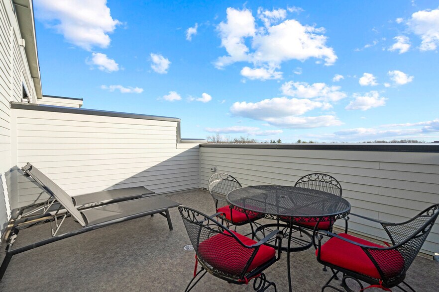 Building Photo - 2016 Tysons Ridgeline Rd