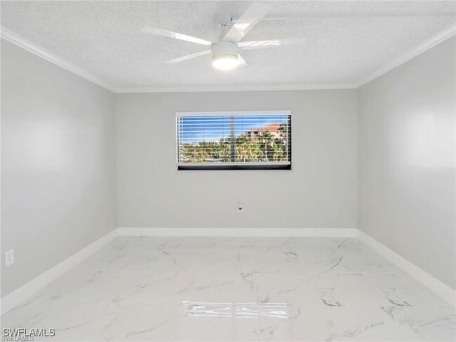 Building Photo - 4280 SE 20th Pl