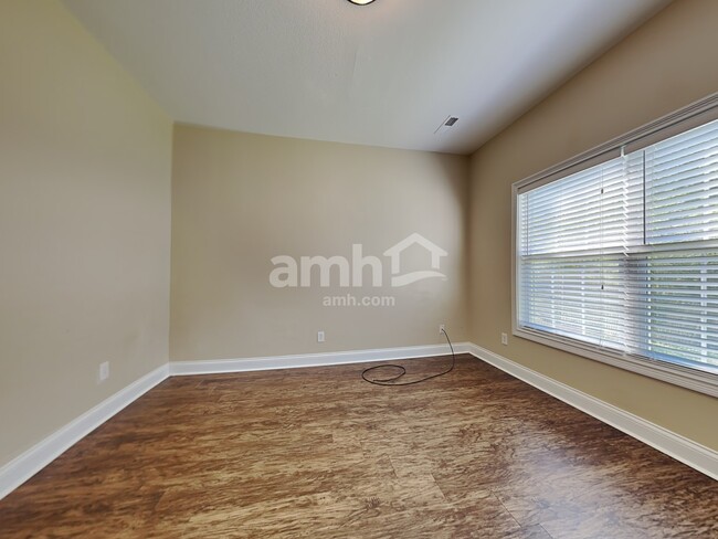 Building Photo - 10225 Boston Ln