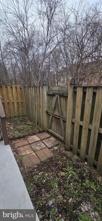 Building Photo - 16116 Edenwood Dr