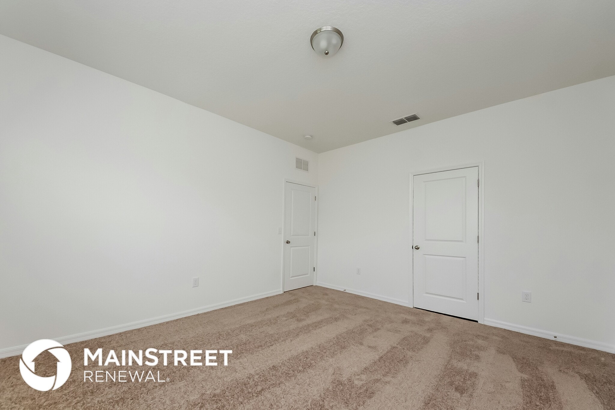 Building Photo - 221 Hidden Lk Lp