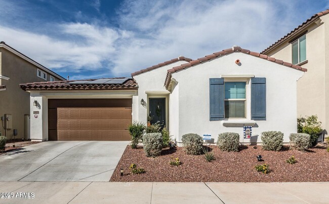 Building Photo - 21070 W Almeria Rd