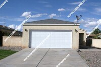 Building Photo - Nice 3 Bedroom, 2 Bathroom, 2 Car Garage a...