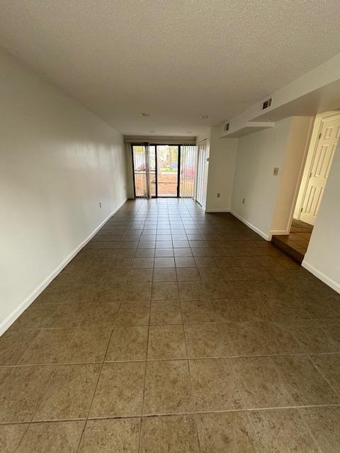 Building Photo - 303 3rd St