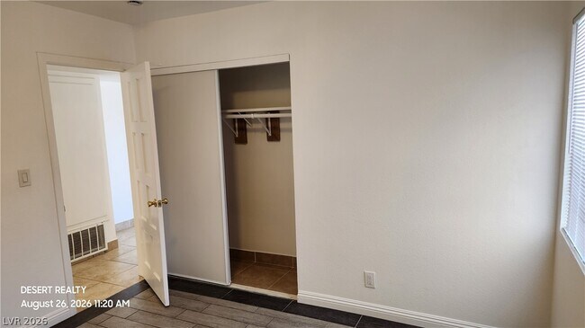 Building Photo - 4709 Heidi Cir