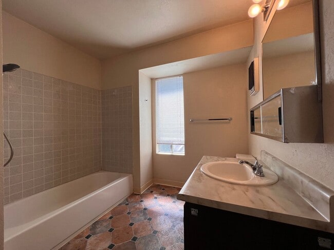 Building Photo - Cute Wildcreek Garden Condo, Unit #210