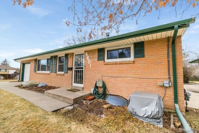 Building Photo - 5601 E Cornell Ave