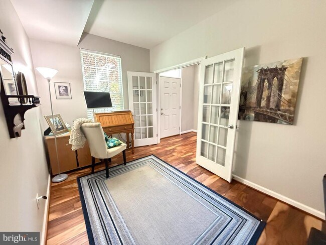 Building Photo - 14050 Cannondale Way