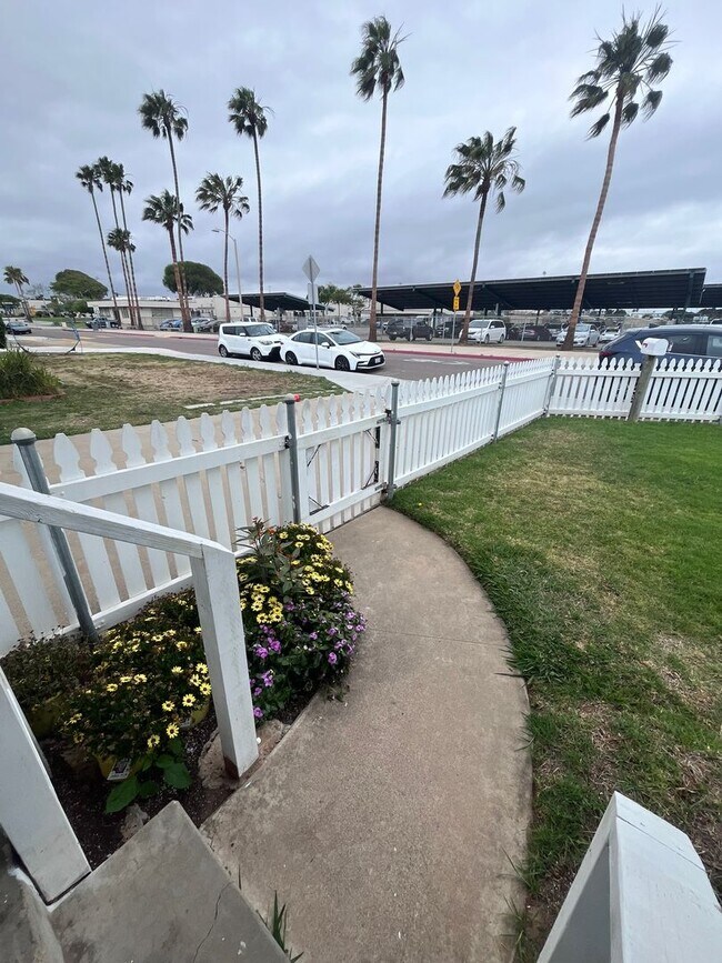 Building Photo - Imperial Beach! Coastal Charm Meets Everyd...