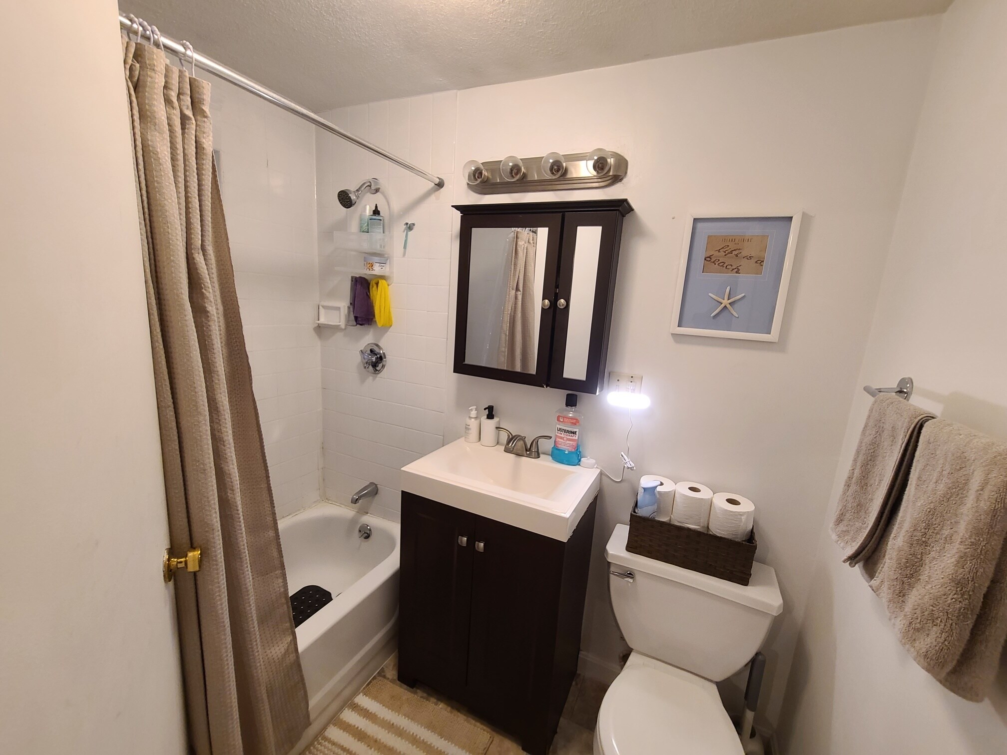 Building Photo - 1423 Commonwealth Ave