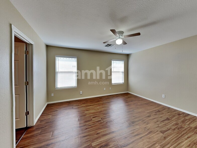 Building Photo - 25788 W Nancy Ln