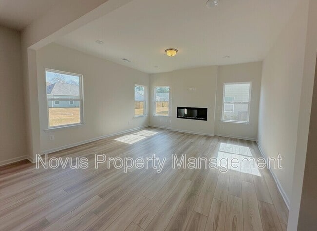 Building Photo - 206 Asher Dr