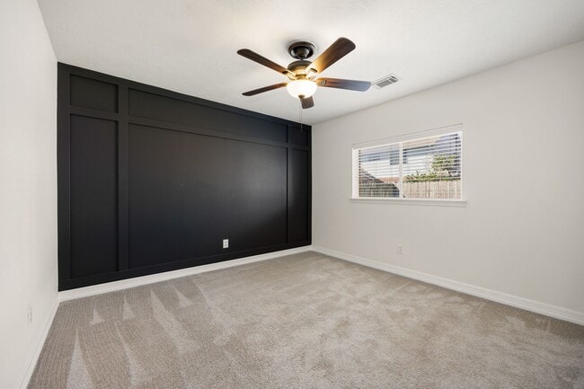 Building Photo - 4754 Widerop Ln