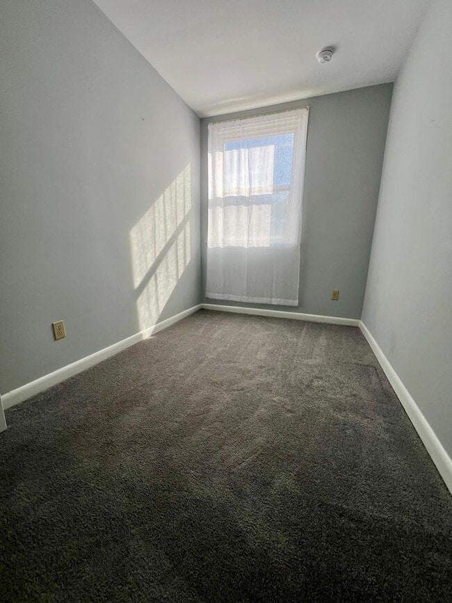 Building Photo - Beautiful 3bed-1.5 bath Home in Ambler!