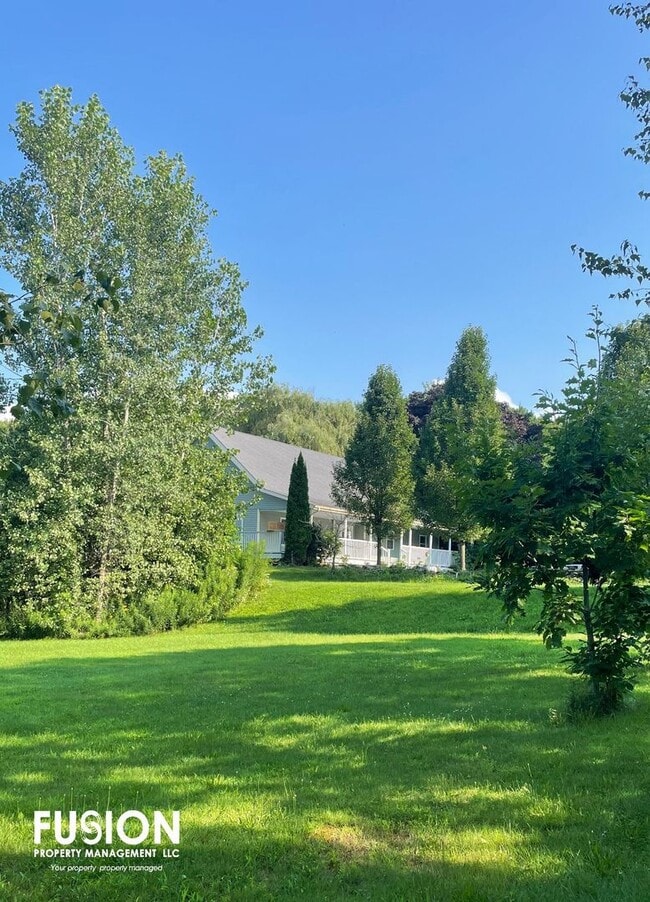 Building Photo - Beautiful Mountain Crest Home for Rent in Williston, Vermont