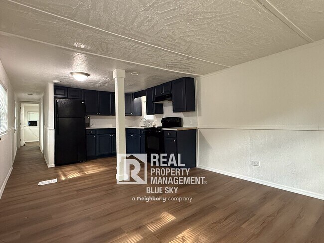 Building Photo - 9221 Kiowa Dr