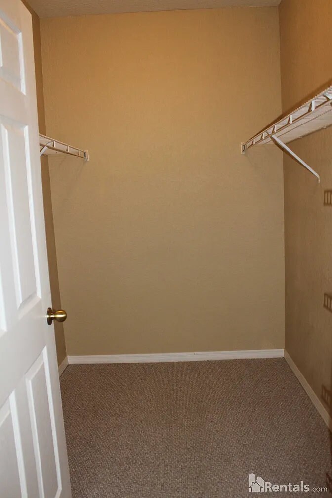 Building Photo - 841 Grand Regency Pointe
