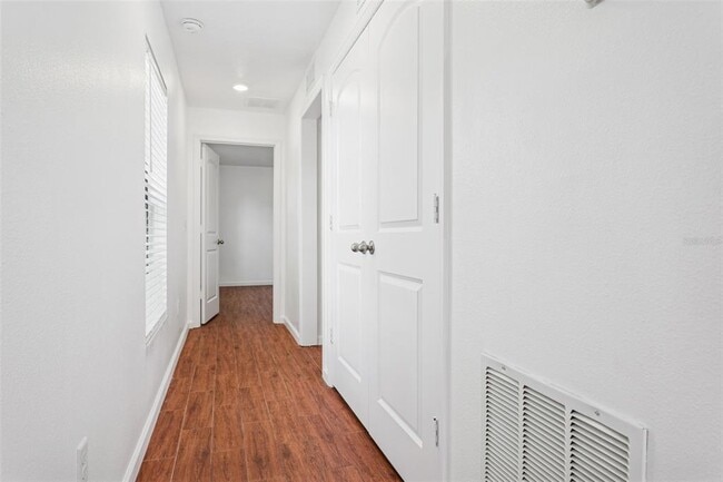 Building Photo - 26411 Bertram Rd