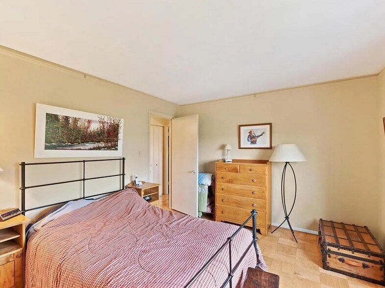 Building Photo - 4343 Cherry Hill Rd