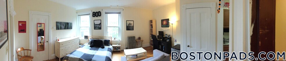 Building Photo - 6 Symphony Rd