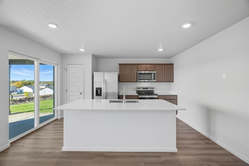 Building Photo - 806 K St