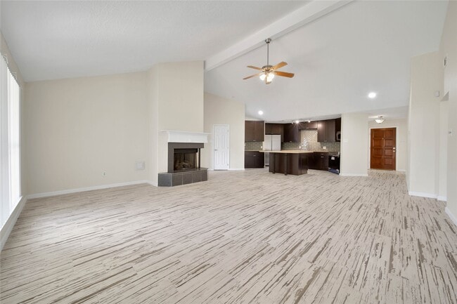 Building Photo - 10904 Birch Dr
