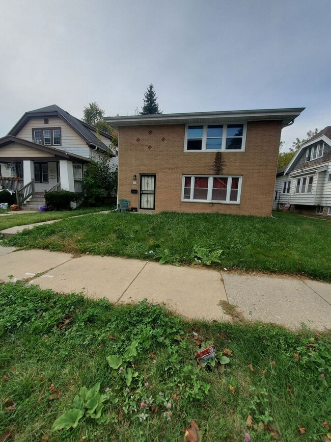 Building Photo - 5541-5543 N 35th St. (Duplex)