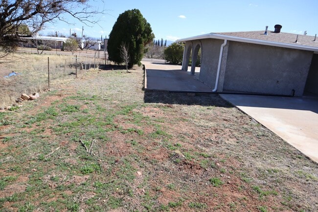 Building Photo - Fully Renovated Home You'll Want To See!