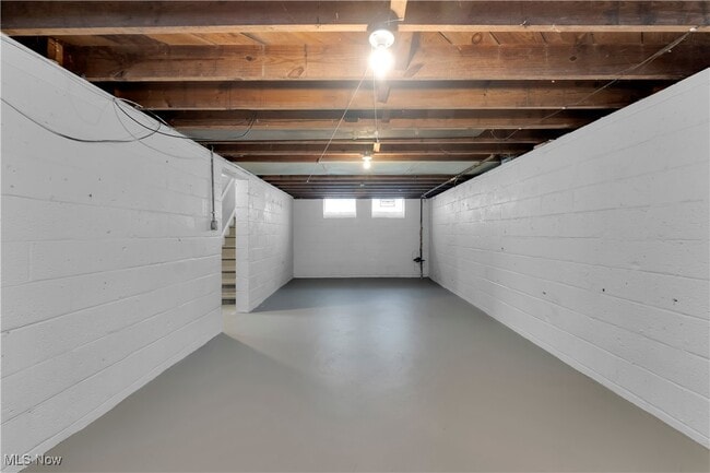 Building Photo - 25730 Shoreview Ave