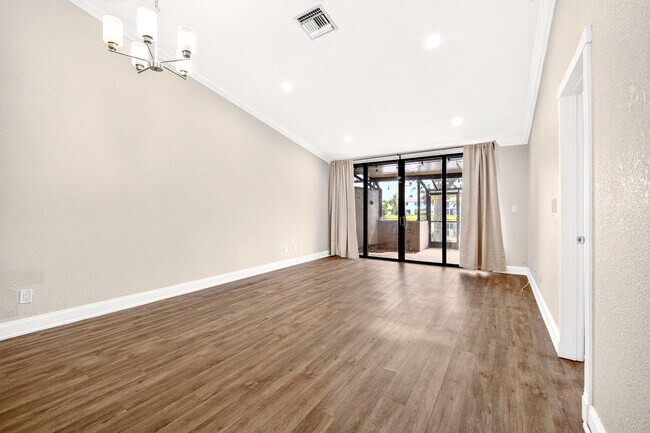 Building Photo - 921 NW 122nd Terrace