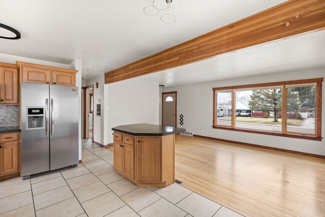 Building Photo - 3516 7th Ave S