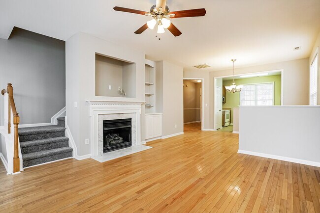 Building Photo - 2453 Sapphire Valley Dr