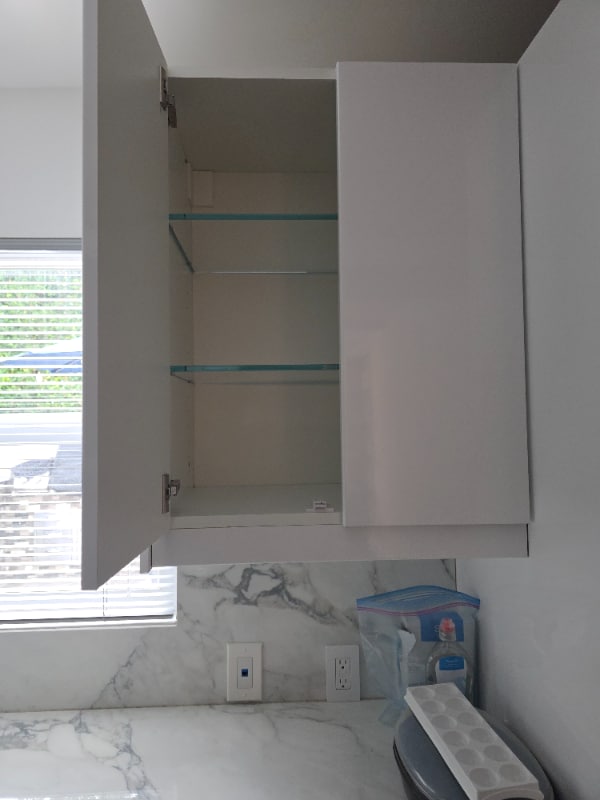 Building Photo - 3004 Kelton Ave