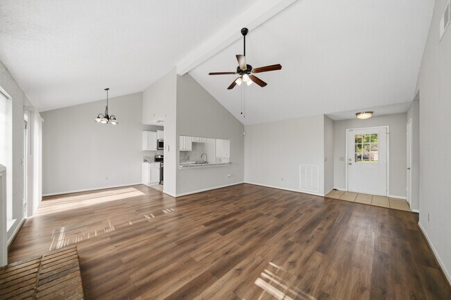 Building Photo - 2819 Kettle Run Dr
