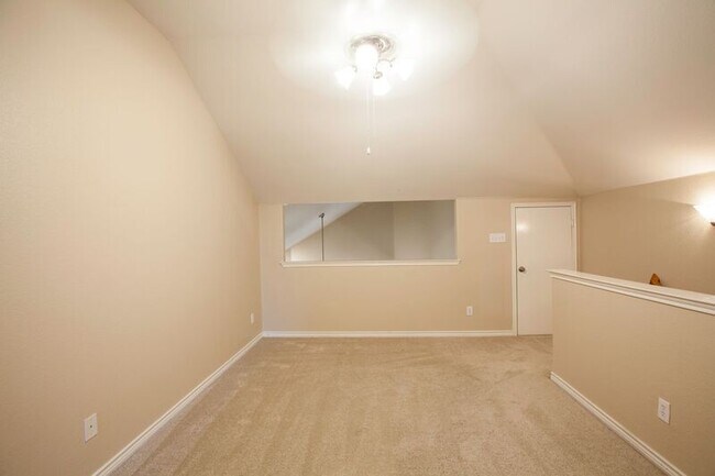 Building Photo - 13856 Fall Harvest Dr