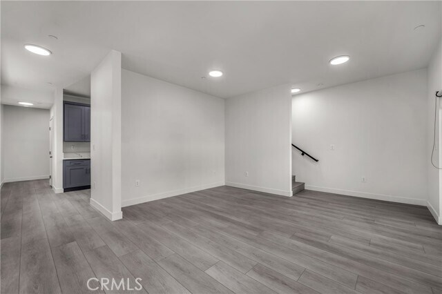 Building Photo - 10882 Dora St