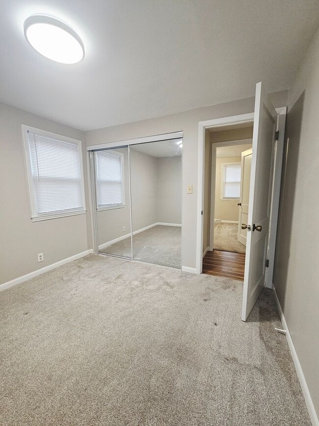 Building Photo - 3 BED | 1 BATH | SINGLE GARAGE | WEST RAPID