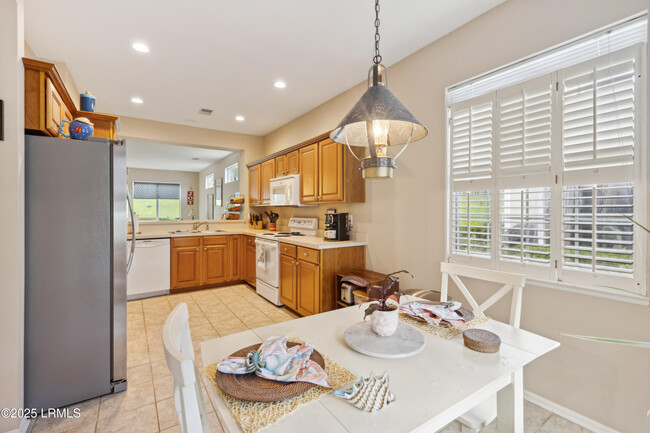 Building Photo - 244 Argent Pl