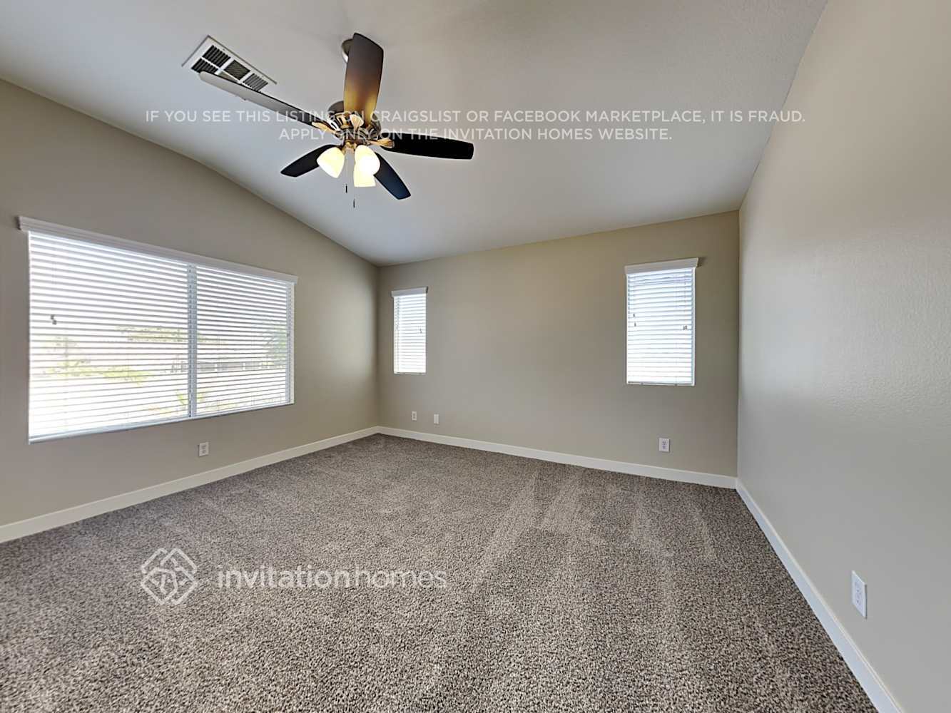 Building Photo - 2506 Paradise Isle Ave
