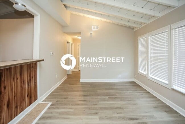 Building Photo - 3 Bedroom Pet-Friendly Home in Kansas City...
