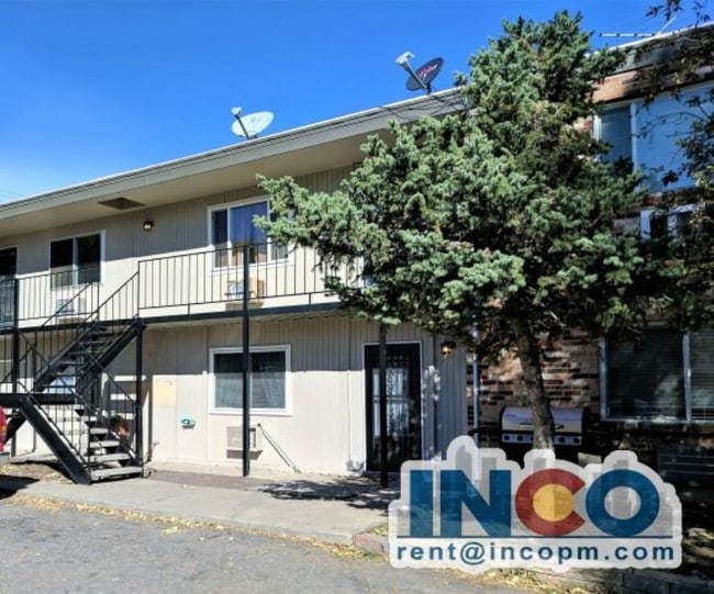 Building Photo - 1641 Ingalls St