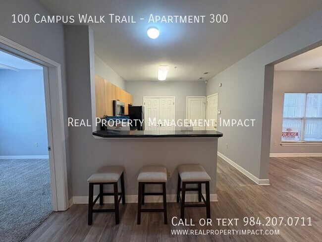 Building Photo - 100 Campus Walk Trl