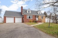 Building Photo - 316 S 3rd St