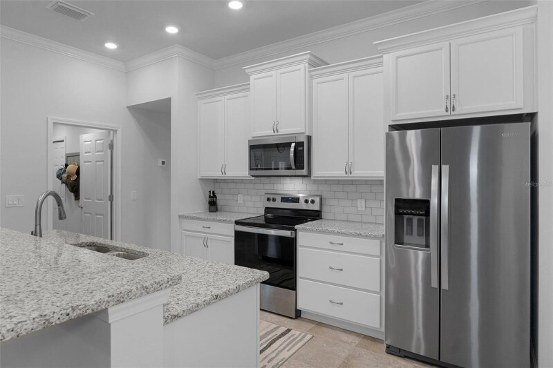 Building Photo - 2797 N Hythe Point