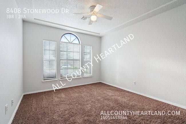 Building Photo - 8408 Stonewood Dr